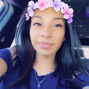 Meet your Posher, Ivette yadira